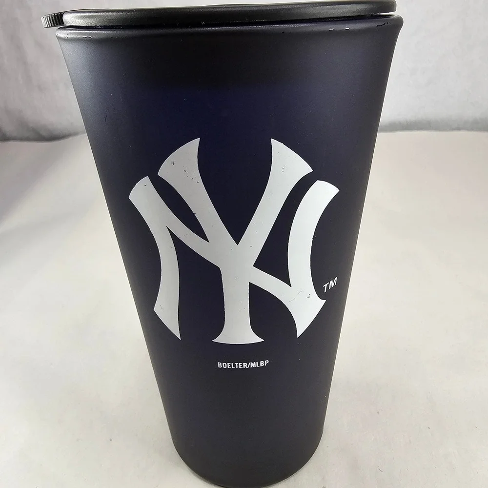 New York Yankees Matte Black Travel Tumbler‎ Cup with Lid Boelter MLB Licensed